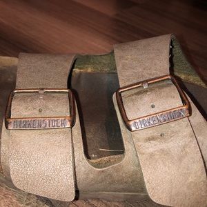 Slide on Birkenstock’s!